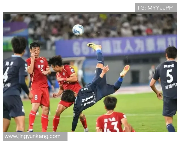 会转圈圈的足球球星是谁 探索球场上的神奇旋转技巧与精彩瞬间