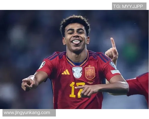 十月出生的足球传奇球星盘点：他们的辉煌成就与赛场瞬间