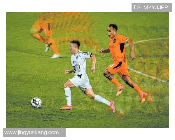 穿12号足球的球星有哪些 他们的风采和成就都有哪些亮点 穿12号足球的球星有哪些 他们的风采和成就都有哪些亮点