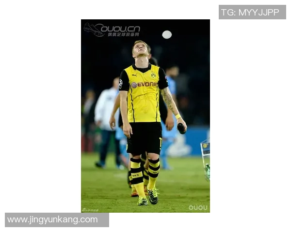 足球明星战靴价格揭秘 一双高端球鞋竟能卖到几万元